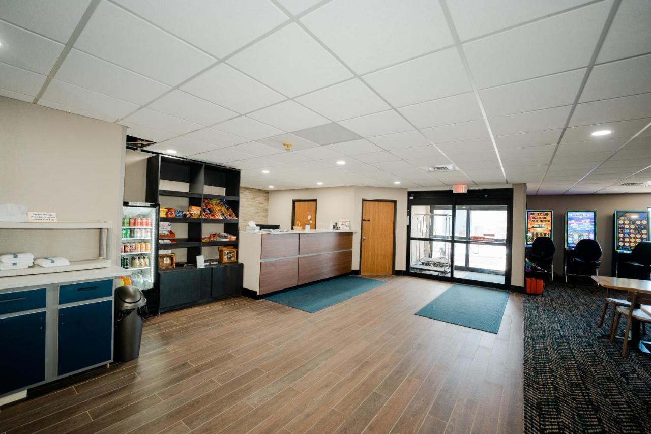 Americinn By Wyndham Tomahawk Exterior foto